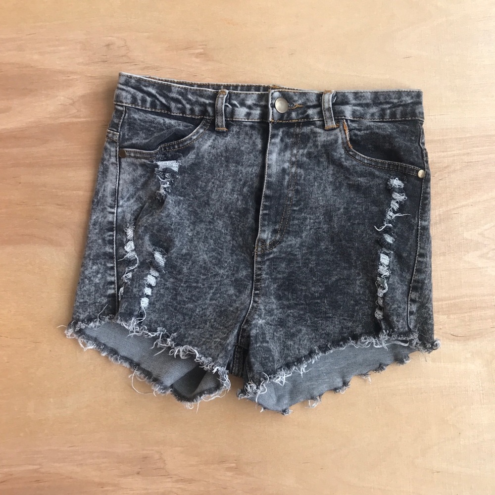 Women’s High-Waisted Denim Shorts